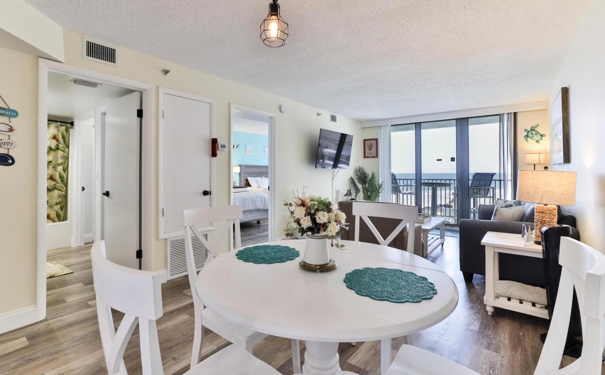 1 Bedroom -1 Bath With Ocean Views At Ocean Trillium 302 New Smyrna Beach Eksteriør billede